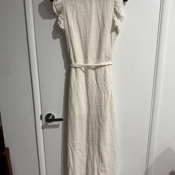 White linen button up dress with flutter sleeve - Picture 2 of 2
